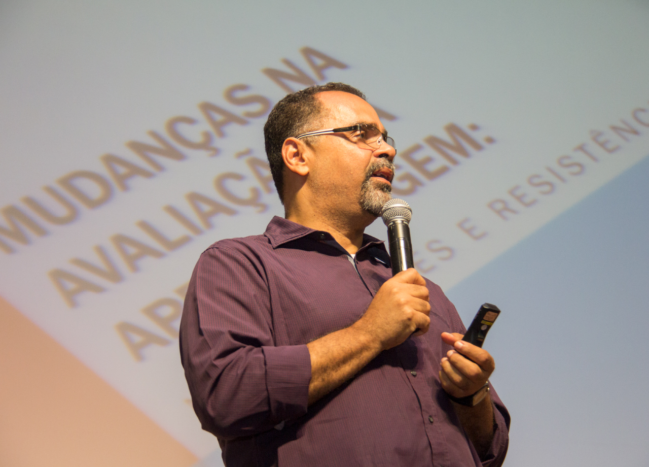 julio-furtado-bullying-nas-escolas